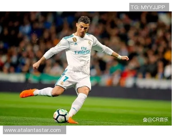 足球明星独特头型演变与个性魅力全景观察解析 足球明星独特头型演变与个性魅力全景观察解析